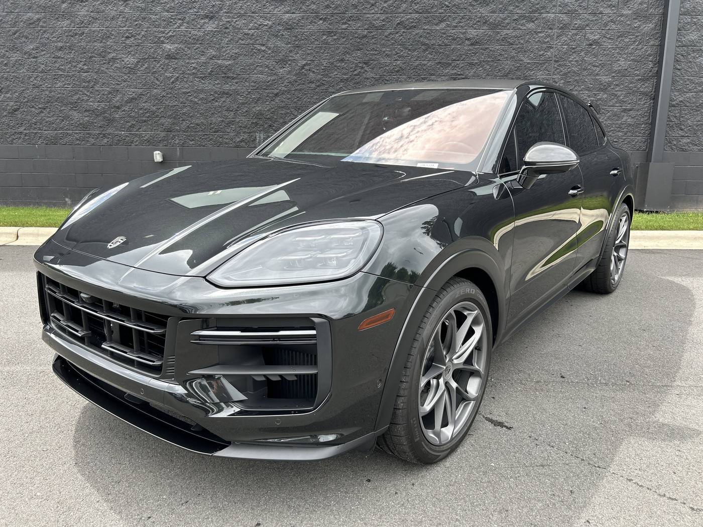 2025 Porsche Cayenne Turbo GT — SUV — 624 mi — Charlotte, NC
