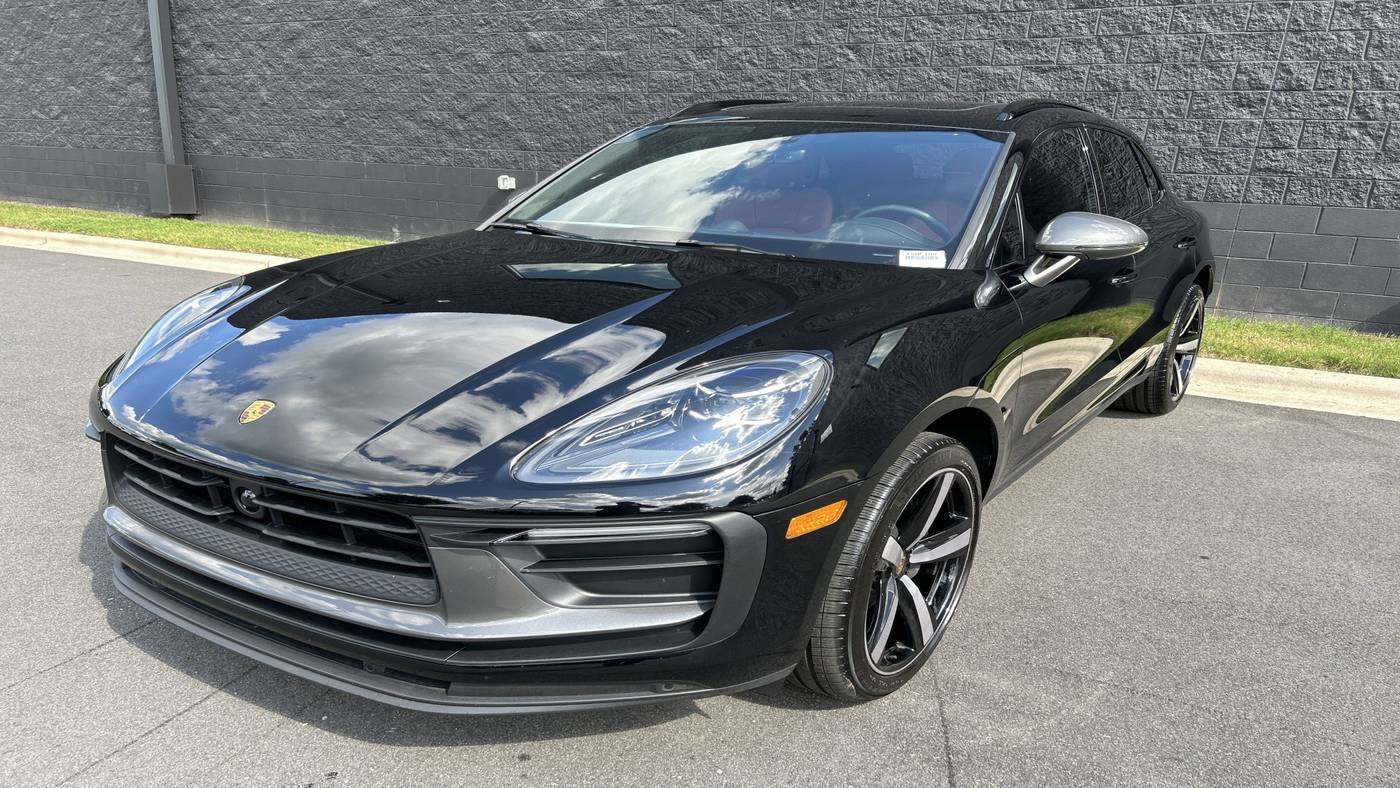 2025 Porsche Macan T — SUV — 6,042 mi — Charlotte, NC