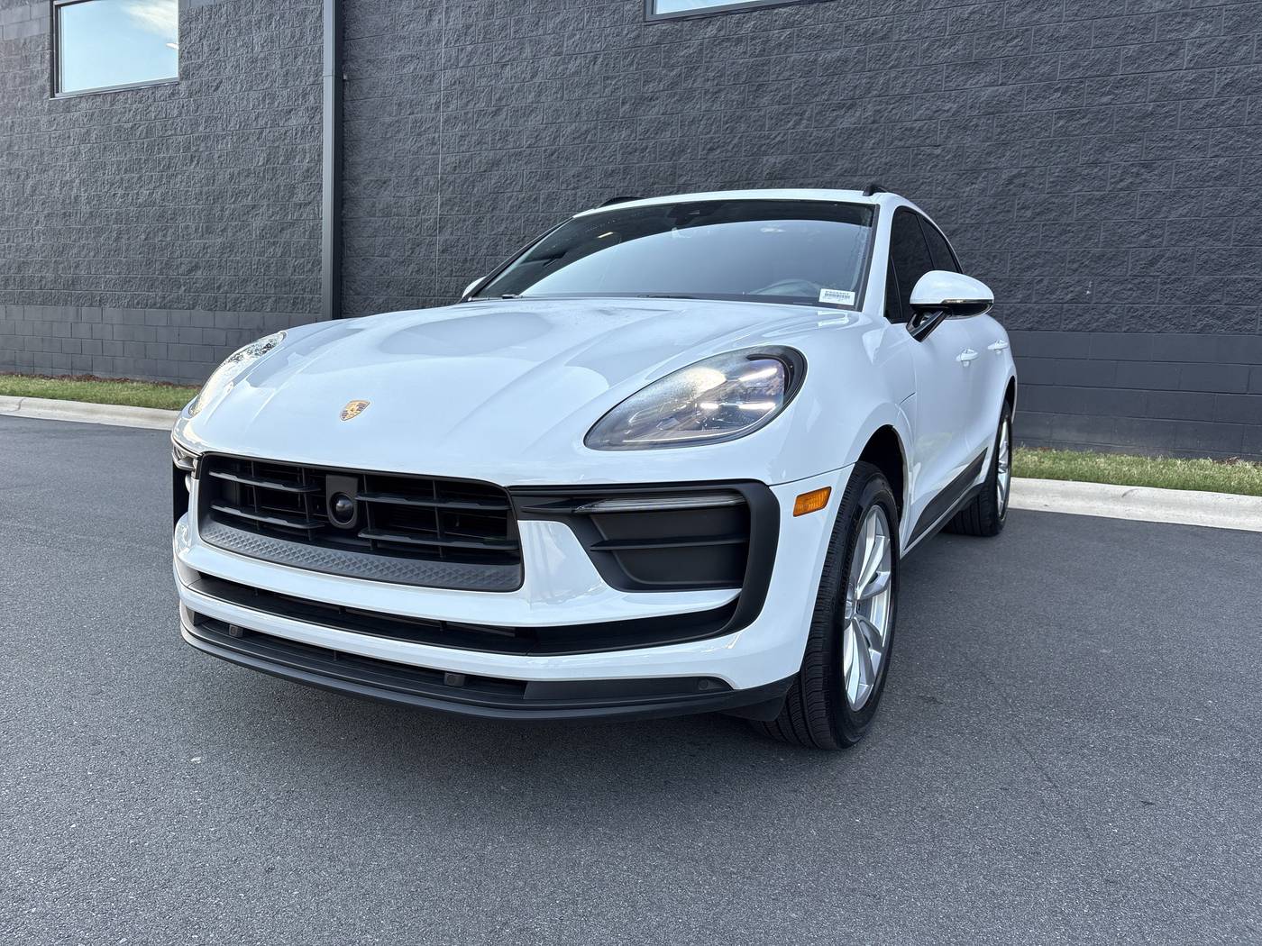 2025 Porsche Macan Standard — SUV — 10,465 mi — Charlotte, NC