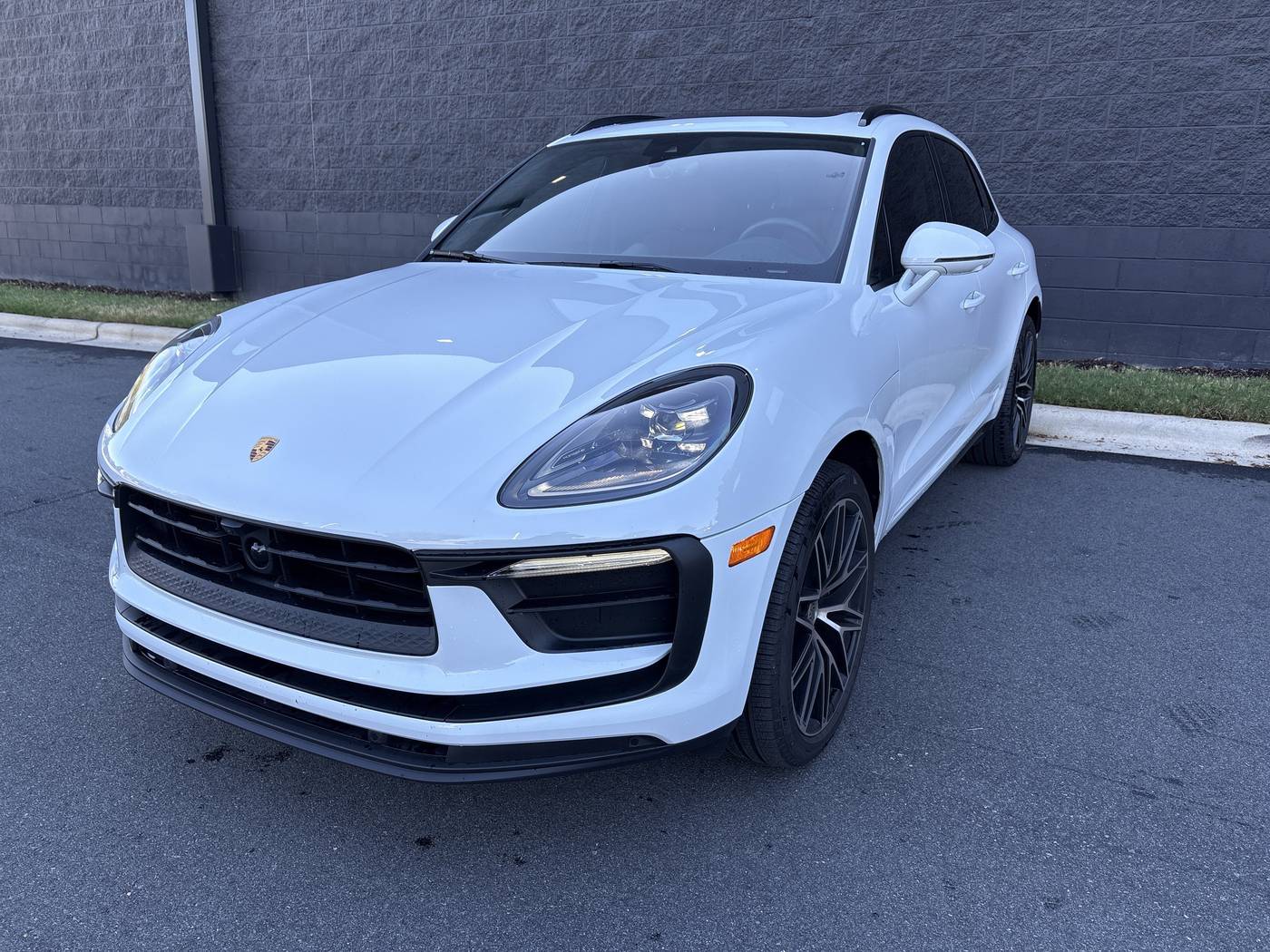 2025 Porsche Macan Macan — SUV — 6,799 mi — Charlotte, NC
