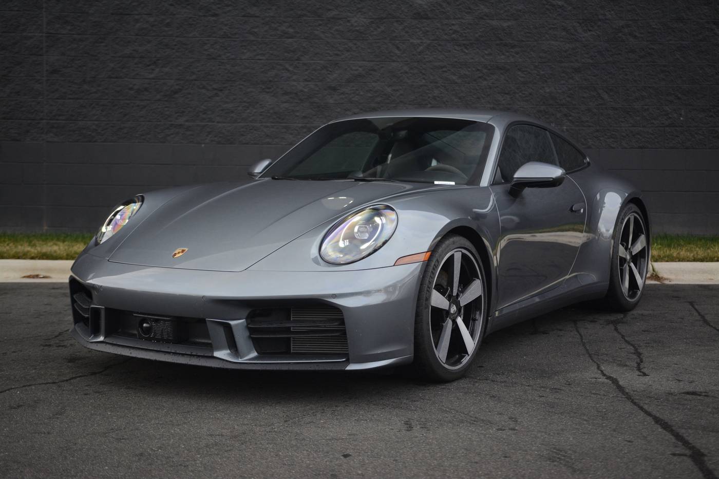 2025 Porsche 911 Carrera