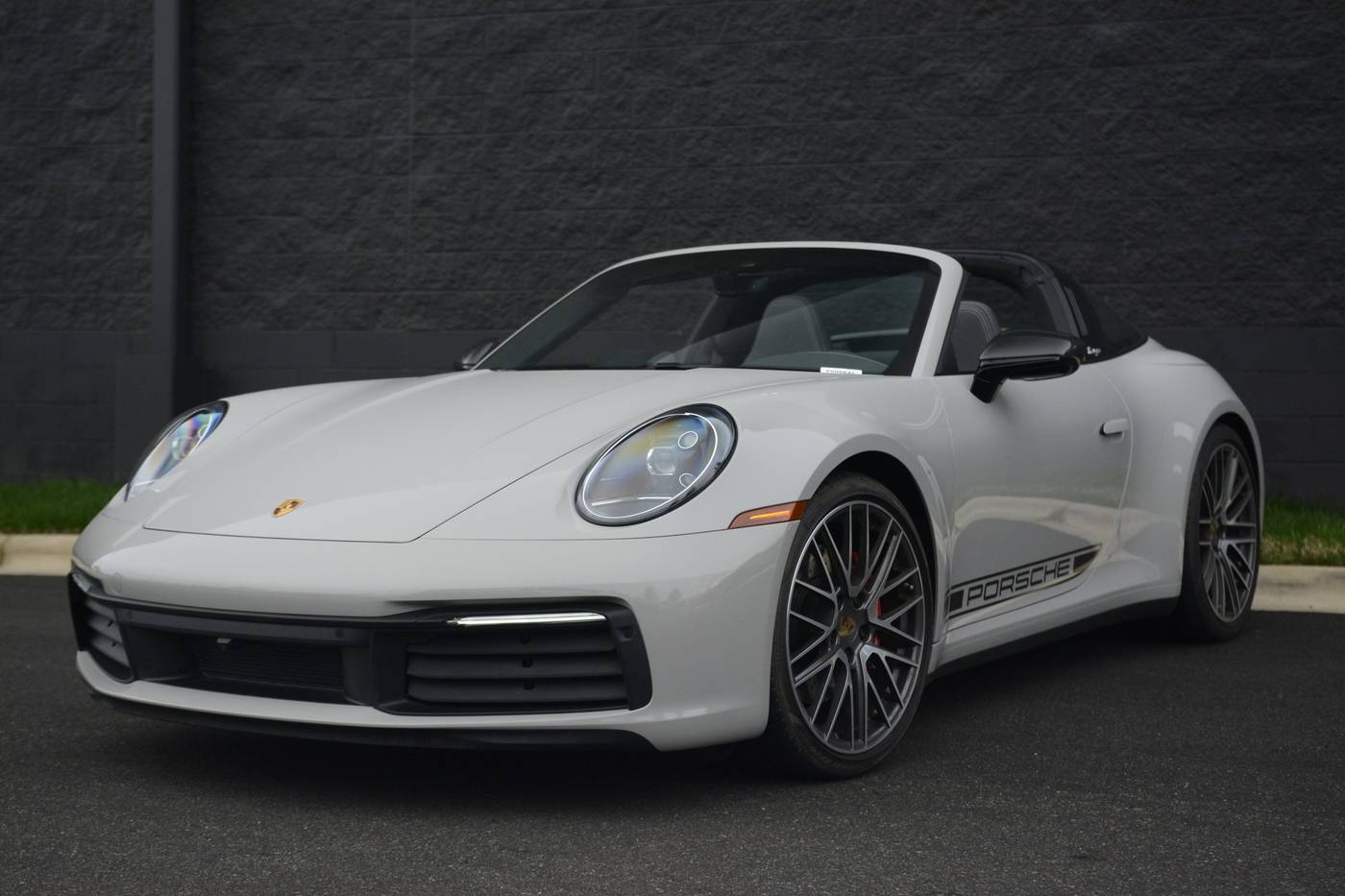 2024 Porsche 911 Targa 4S