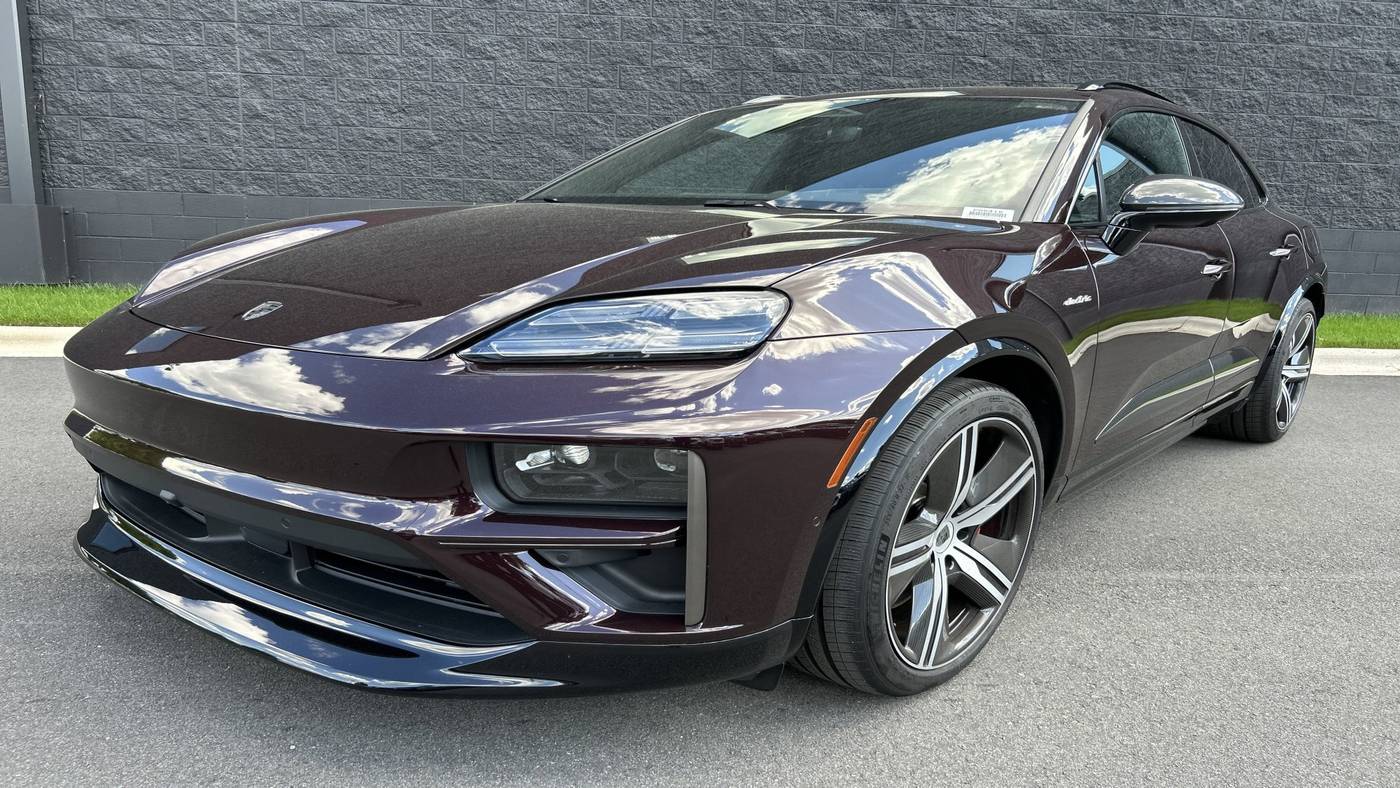 2024 Porsche Macan Electric Turbo — SUV — 1,017 mi — Charlotte, NC