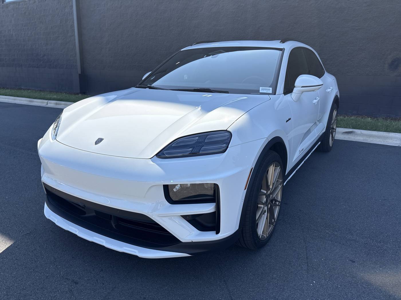2025 Porsche Macan Electric Turbo — SUV — 2,012 mi — Charlotte, NC