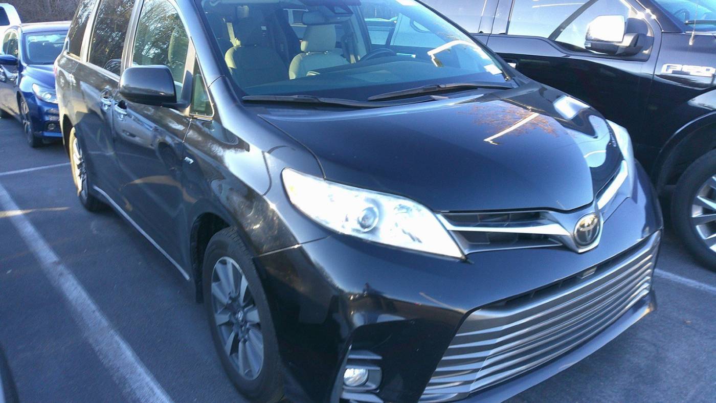 2020 Toyota Sienna XLE — Minivan — 51,575 mi — Apex, NC