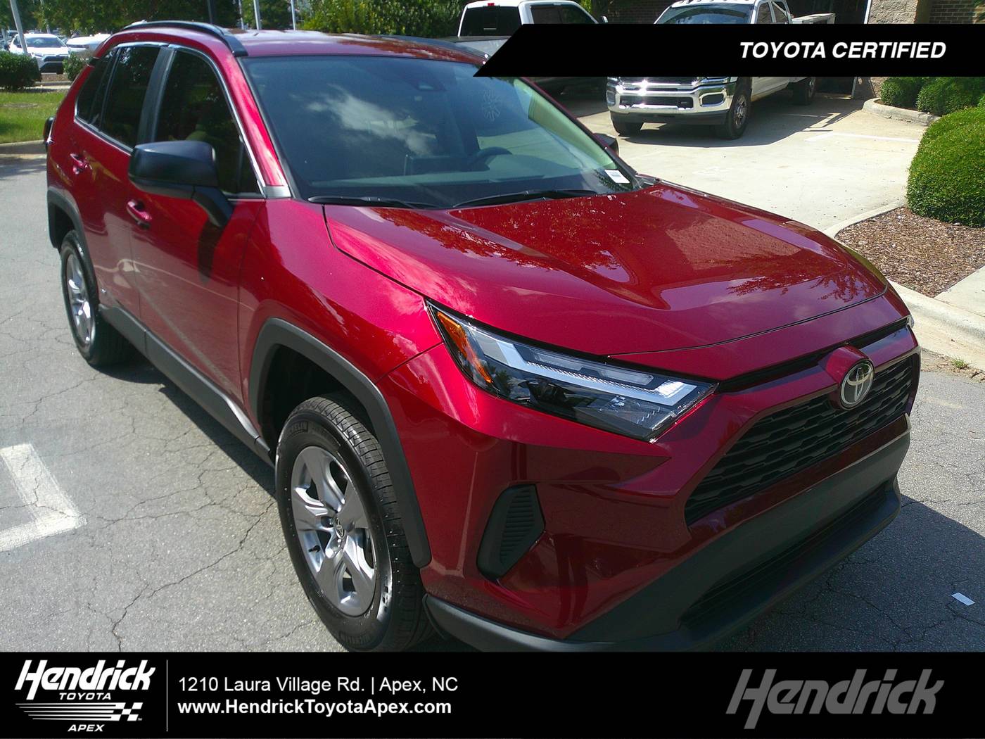 2025 Toyota RAV4 Hybrid LE — SUV — 6,832 mi — Apex, NC