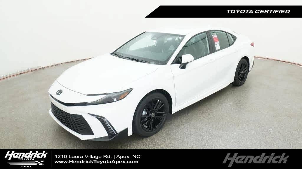 2025 Toyota Camry Hybrid SE — Sedan — 275 mi — Apex, NC
