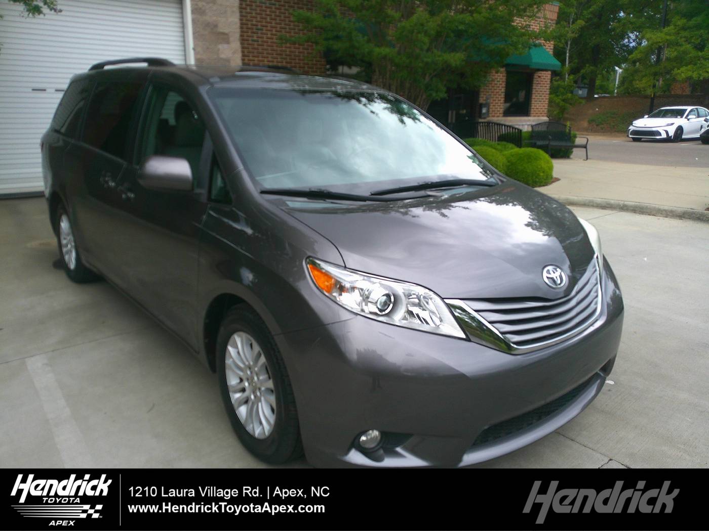 2015 Toyota Sienna XLE Premium — Minivan — 129,064 mi — Apex, NC