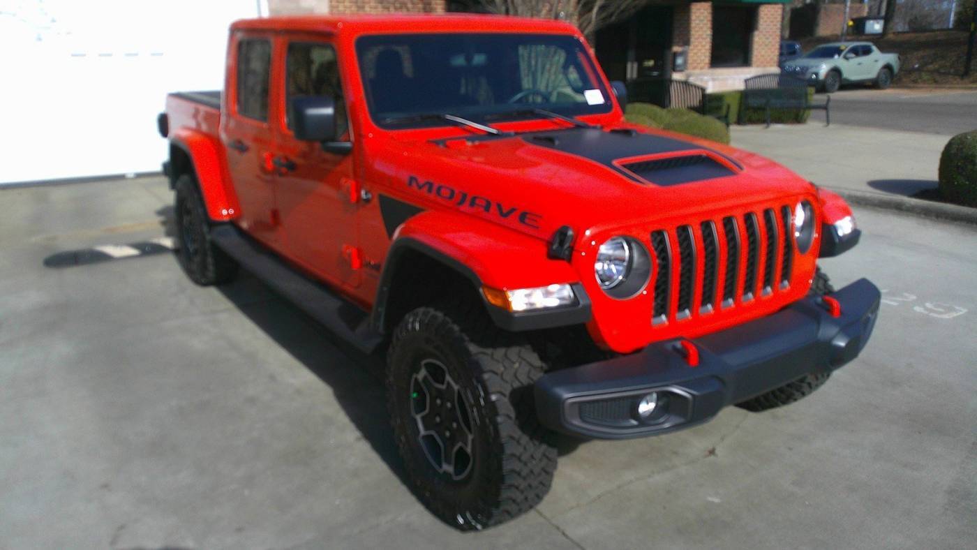 2023 Jeep Gladiator Mojave — Pickup Truck — 12,490 mi — Apex, NC