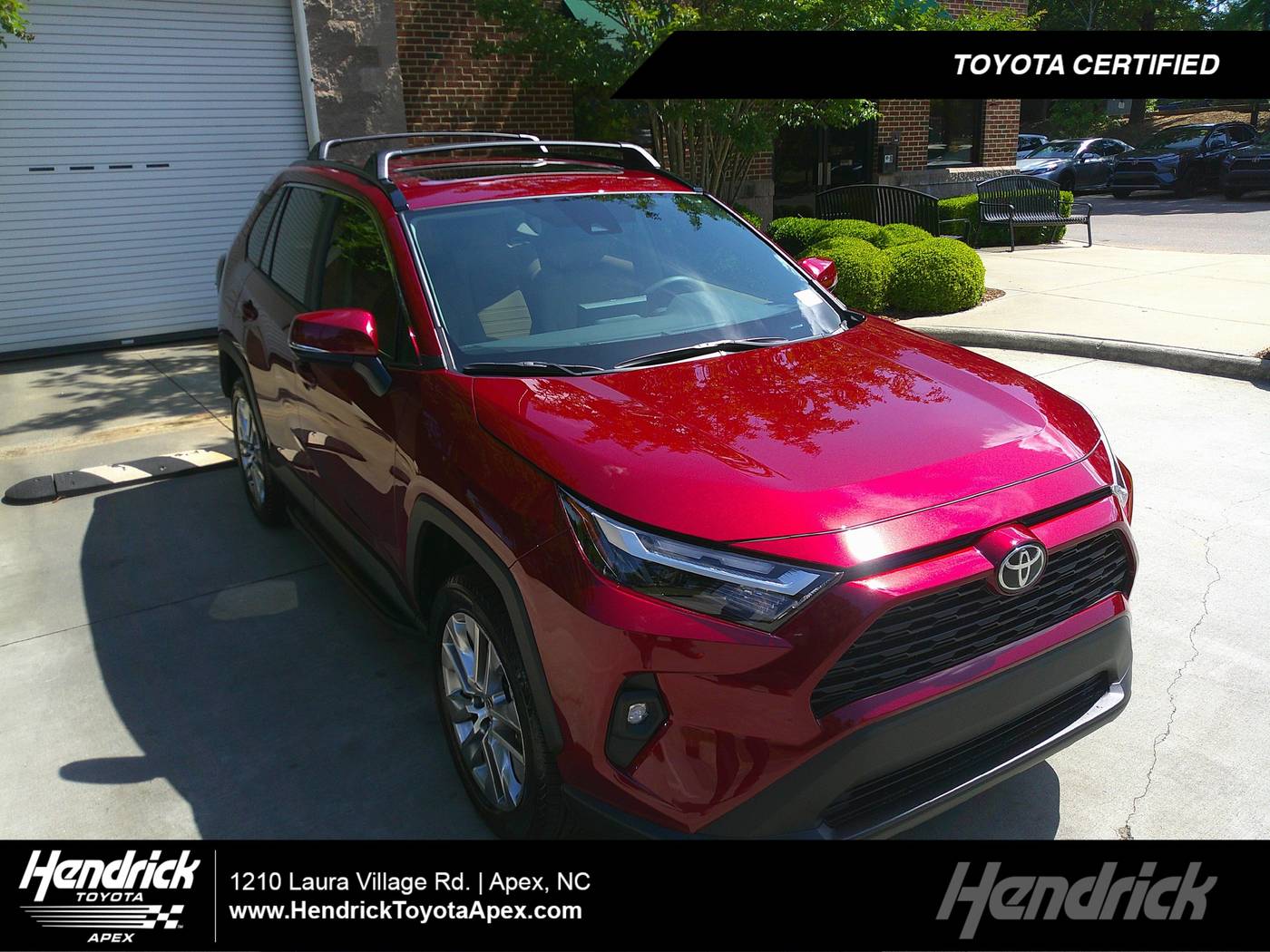 2025 Toyota RAV4 XLE Premium — SUV — 1,495 mi — Apex, NC