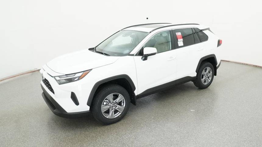 2025 Toyota RAV4 XLE — SUV — 11,717 mi — Apex, NC