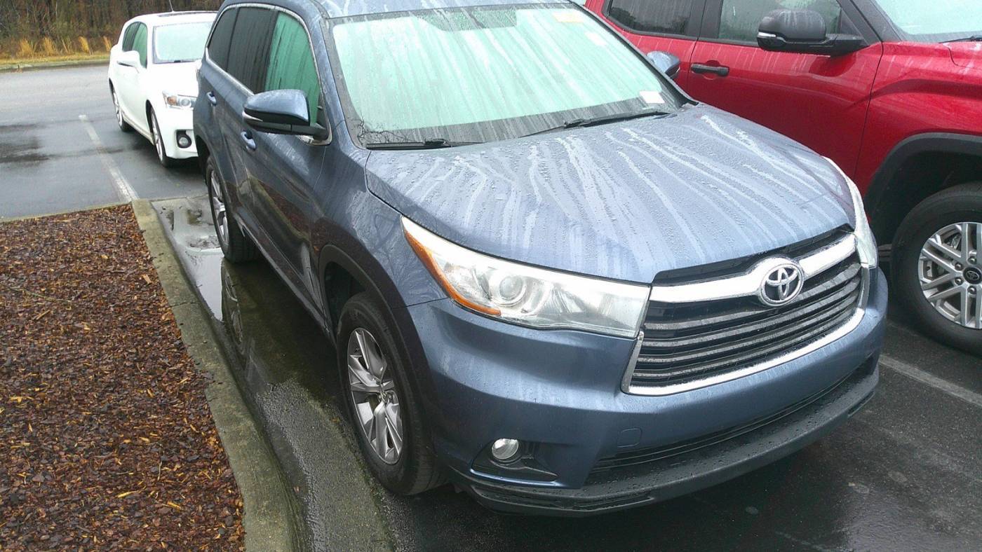 2015 Toyota Highlander LE V6 — SUV — 131,335 mi — Apex, NC