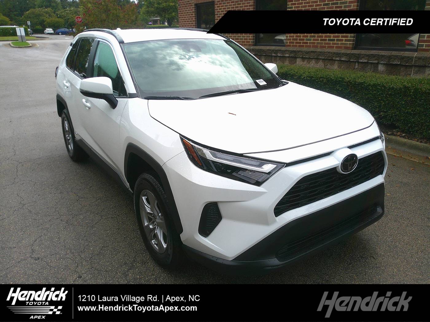 2025 Toyota RAV4 Hybrid LE — SUV — 11,185 mi — Apex, NC