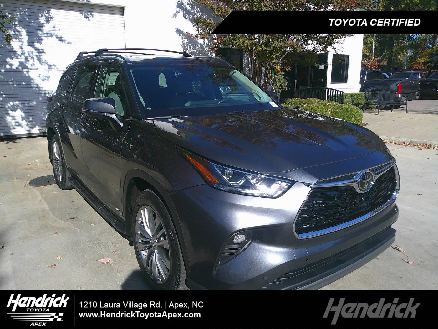 2025 Toyota Highlander Hybrid Platinum — SUV — 14,284 mi — Apex, NC