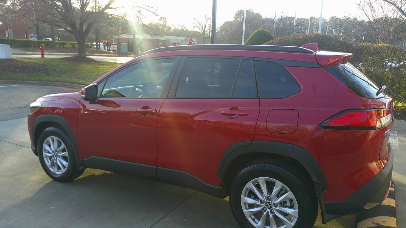 2024 Toyota Corolla Cross LE — SUV — 3,022 mi — Apex, NC