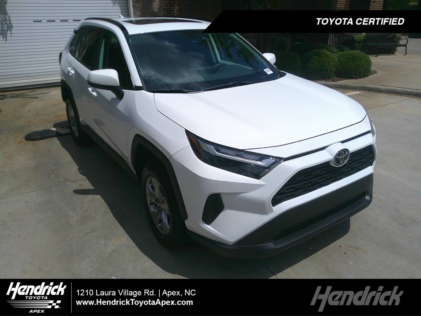 2022 Toyota RAV4 XLE — SUV — 31,198 mi — Apex, NC