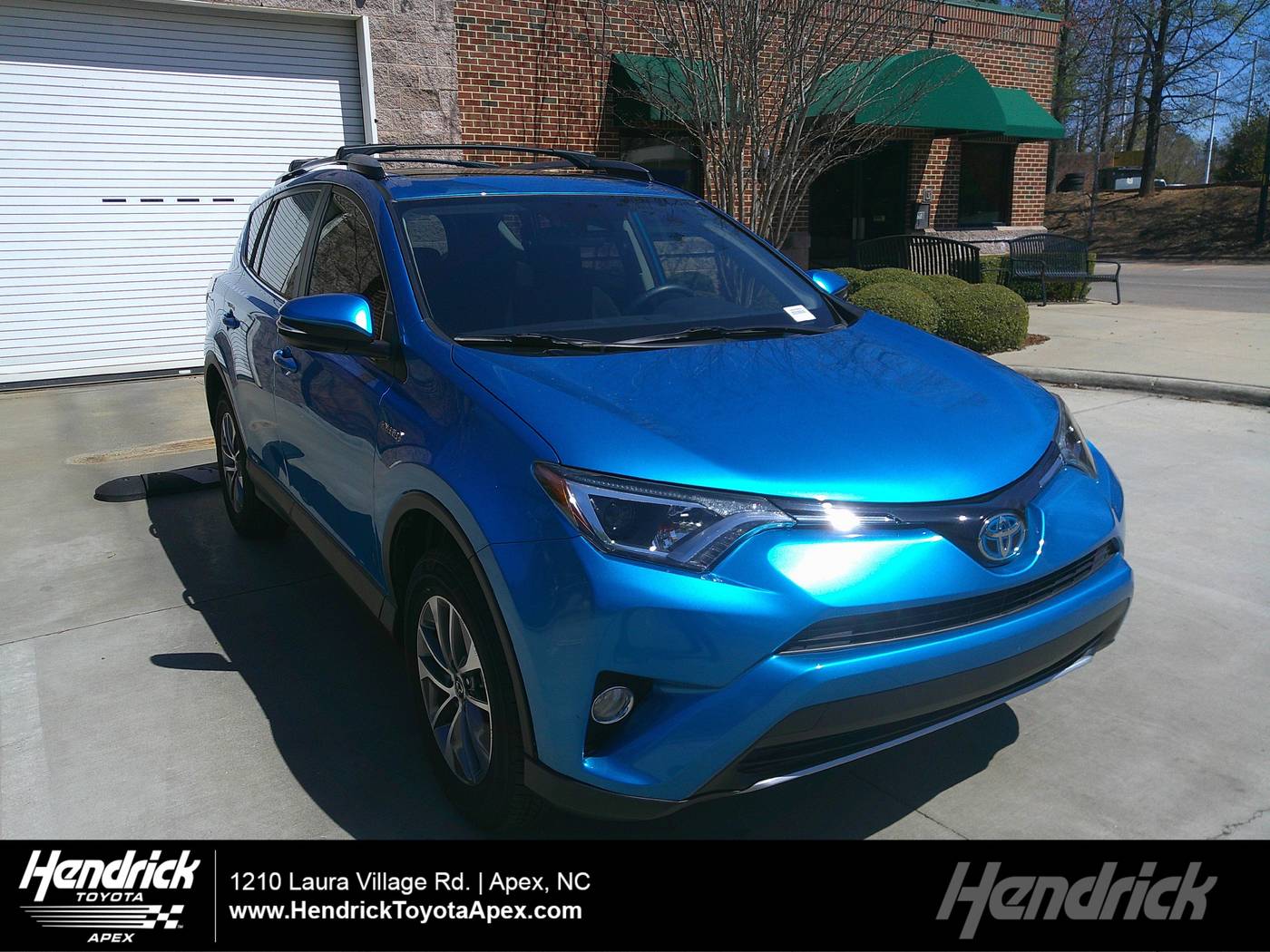 2017 Toyota RAV4 Hybrid XLE — SUV — 44,474 mi — Apex, NC