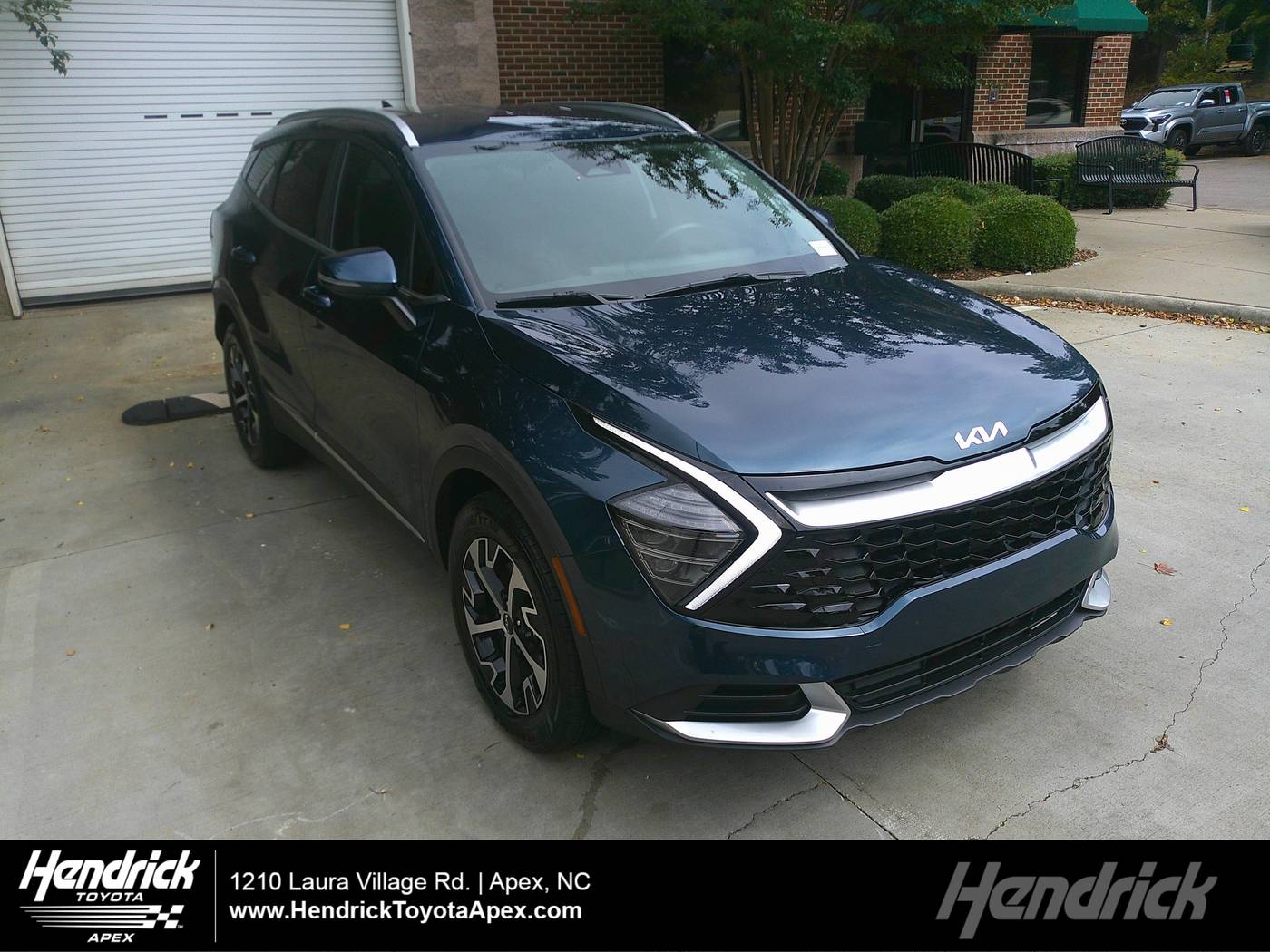 2025 Kia Sportage Hybrid EX — SUV — 13,354 mi — Apex, NC