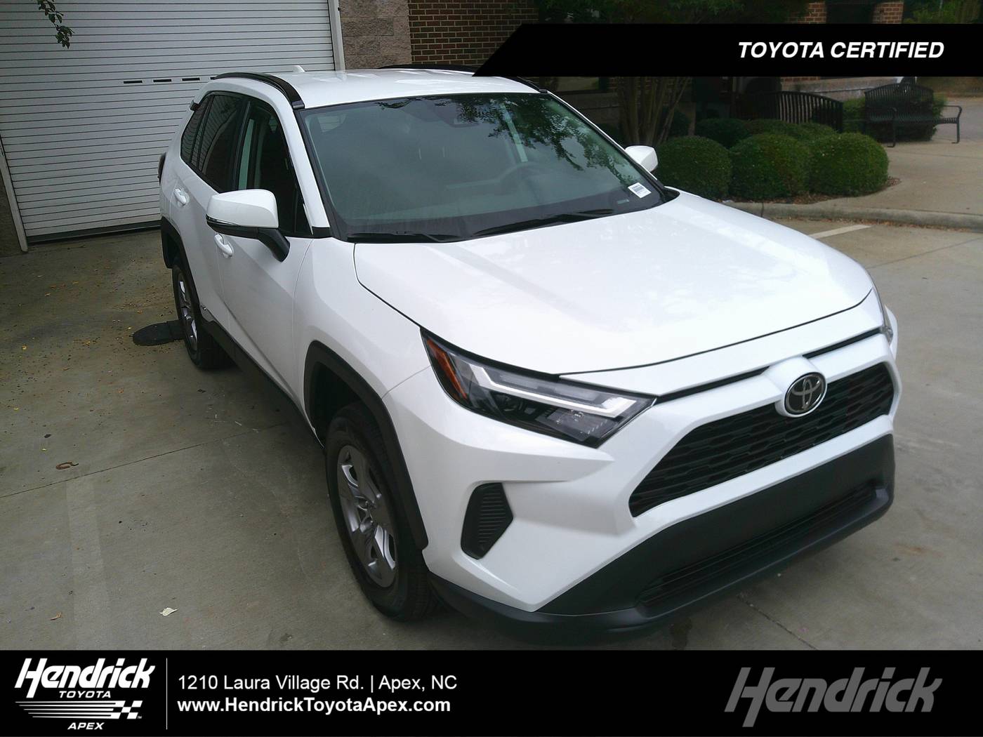 2025 Toyota RAV4 Hybrid LE — SUV — 7,623 mi — Apex, NC