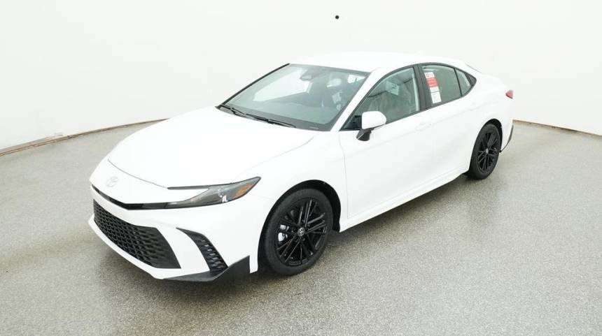 2025 Toyota Camry Hybrid SE — Sedan — 11,861 mi — Apex, NC