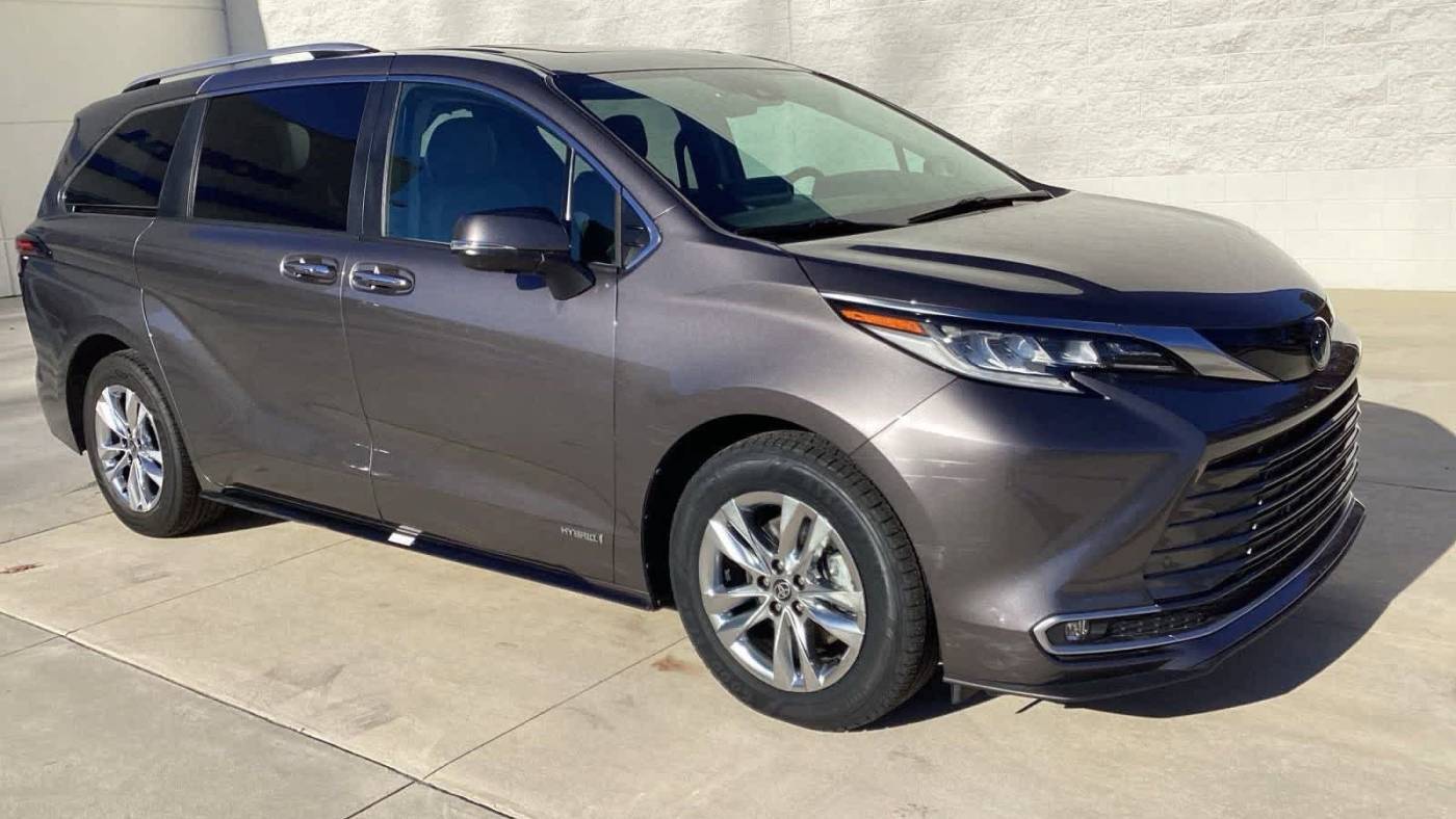 2021 Toyota Sienna Limited — Minivan — 29,535 mi — Apex, NC
