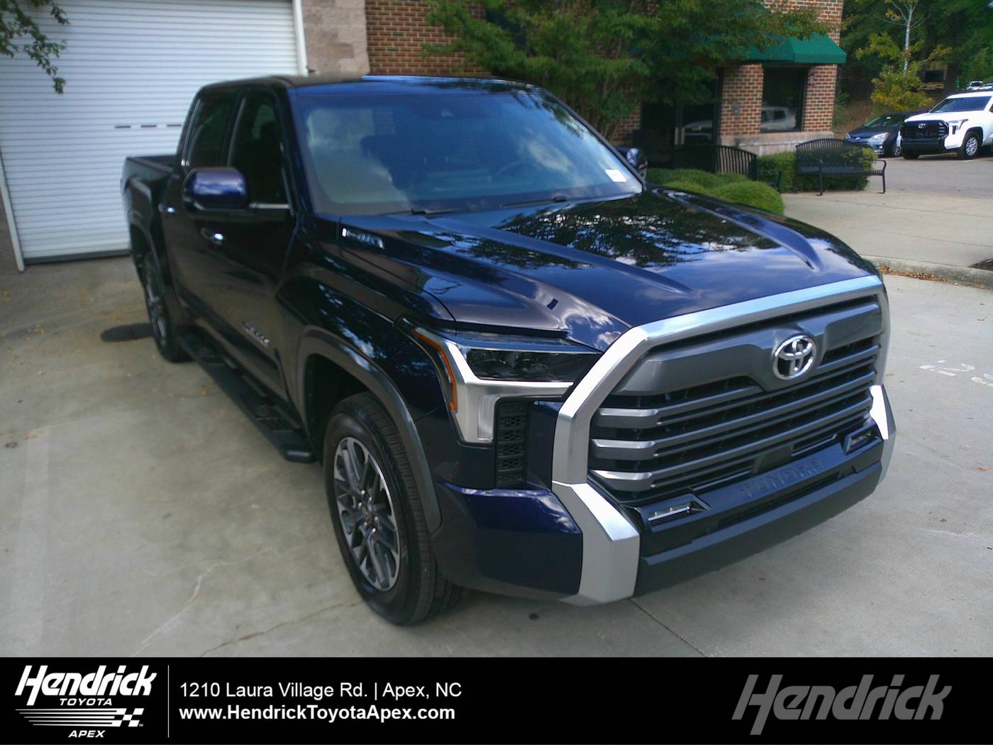 2025 Toyota Tundra Hybrid Limited — Pickup Truck — 815 mi — Apex, NC