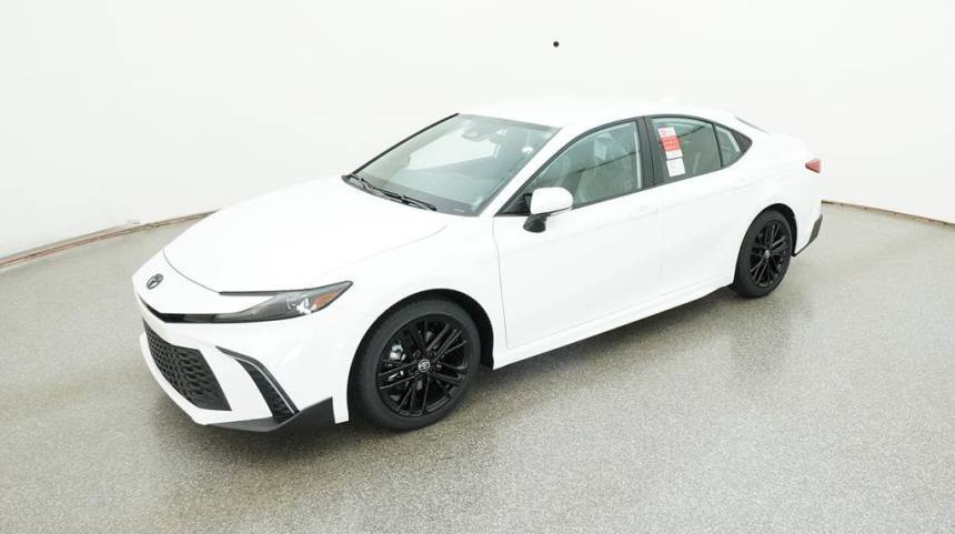 2025 Toyota Camry SE — Sedan — 8,000 mi — Apex, NC