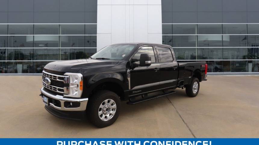 2023 Ford Super Duty F-350 XLT — Pickup Truck — 4,446 mi — Spring, TX