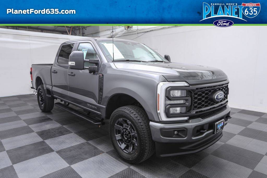 2025 Ford Super Duty F-250 XL — Pickup Truck — 402 mi — Garland, TX