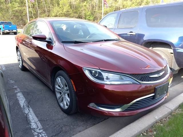 2015 Chrysler 200 Limited — Sedan — 113,056 mi — Red Wing, MN