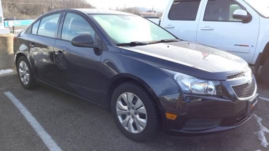 2014 Chevrolet Cruze LS — Sedan — 92,220 mi — Red Wing, MN
