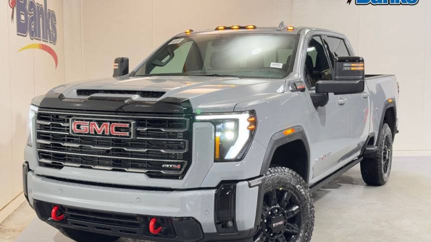 2025 GMC Sierra 3500HD AT4 — Pickup Truck — 5,352 mi — Concord, NH