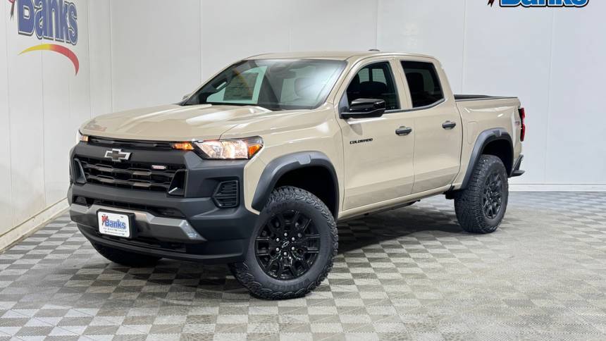 2024 Chevrolet Colorado Trail Boss — Pickup Truck — 18,677 mi — Concord, NH