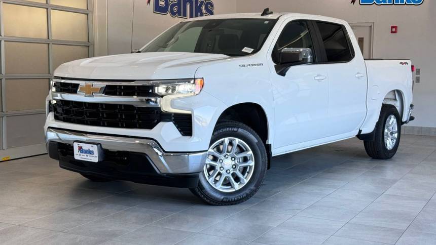 2024 Chevrolet Silverado 1500 LT — Pickup Truck — 23,599 mi — Concord, NH