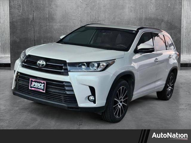 2017 Toyota Highlander SE V6 — SUV — 89,000 mi — Ft. Worth, TX
