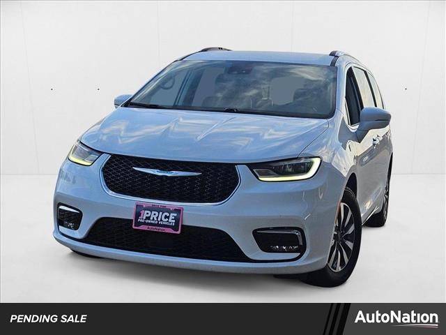 2021 Chrysler Pacifica Hybrid Touring L — Minivan — 71,924 mi — Ft. Worth, TX