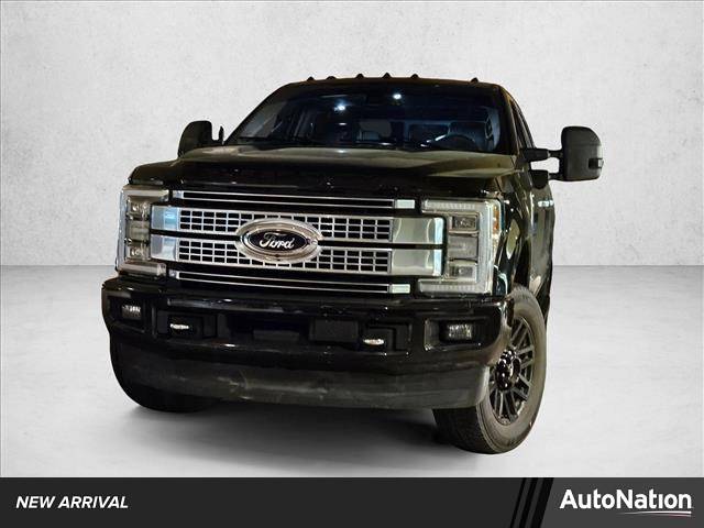 2017 Ford Super Duty F-350 Platinum — Pickup Truck — 95,362 mi — Ft. Worth, TX