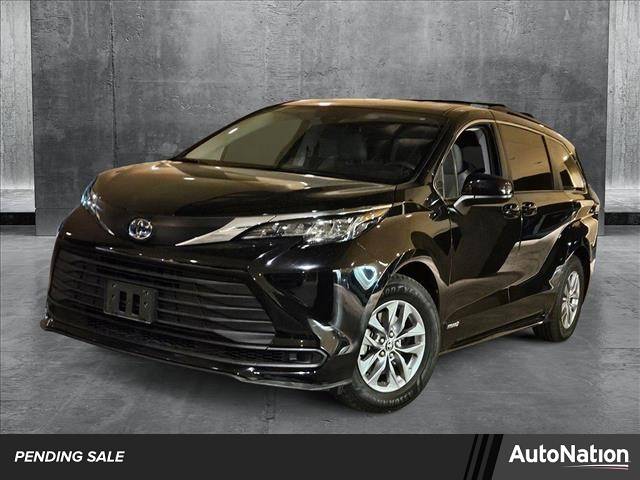 2021 Toyota Sienna LE — Minivan — 32,466 mi — Ft. Worth, TX