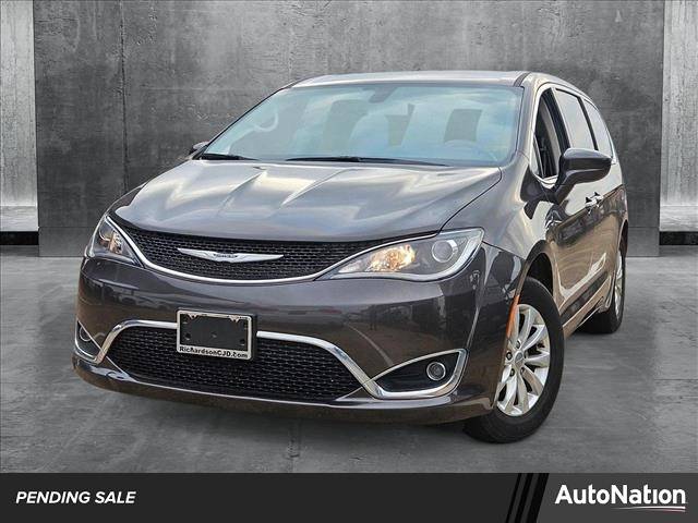 2019 Chrysler Pacifica Touring Plus — Minivan — 7,344 mi — Fort Worth, TX