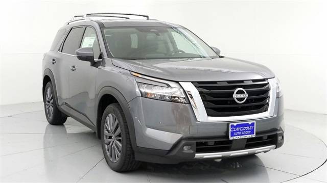 2024 Nissan Pathfinder SL — SUV — 8,715 mi — Irving, TX