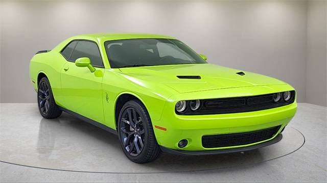 2023 Dodge Challenger SXT — Coupe — 3,985 mi — Irving, TX