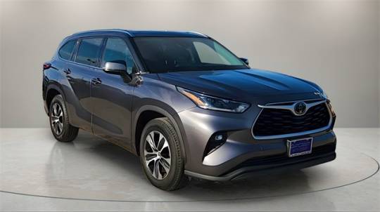 2021 Toyota Highlander XLE — SUV — 56,799 mi — Irving, TX