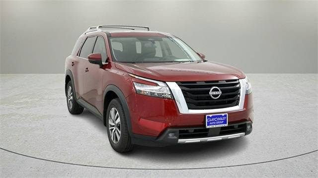 2022 Nissan Pathfinder SL — SUV — 44,233 mi — Irving, TX