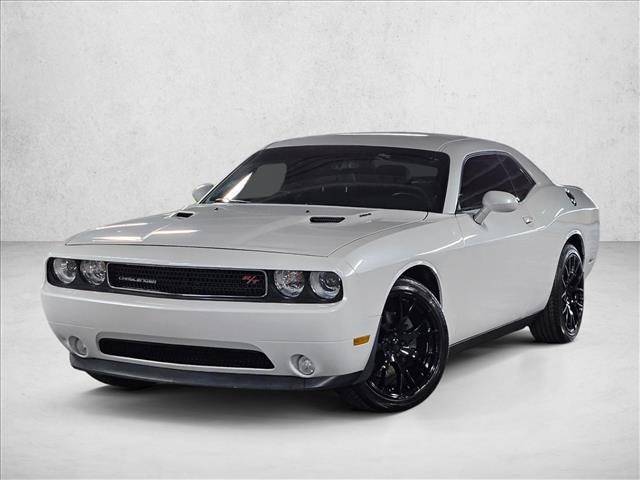2014 Dodge Challenger R/T Plus