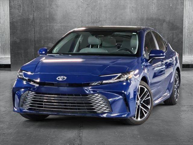 2025 Toyota Camry XLE — Sedan — 13,701 mi — Dallas, TX