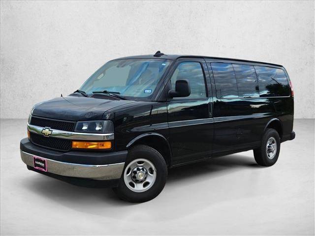 2024 Chevrolet Express Passenger LT — Passenger Van — 12,788 mi — Amarillo, TX
