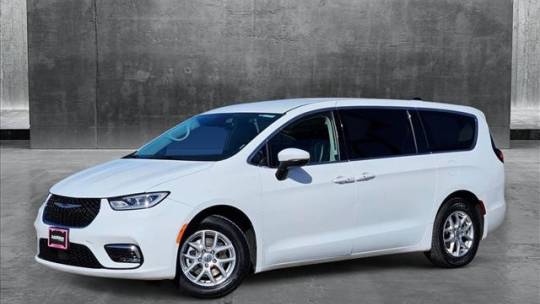 2023 Chrysler Pacifica Touring L — Minivan — 56,878 mi — Amarillo, TX