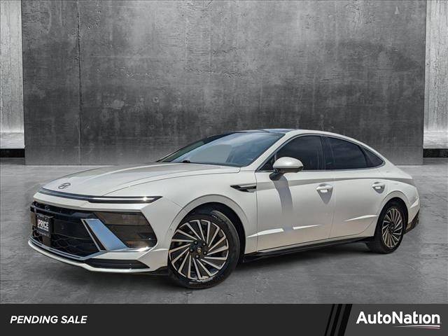 2024 Hyundai Sonata Hybrid Limited — Sedan — 11,866 mi — Houston, TX