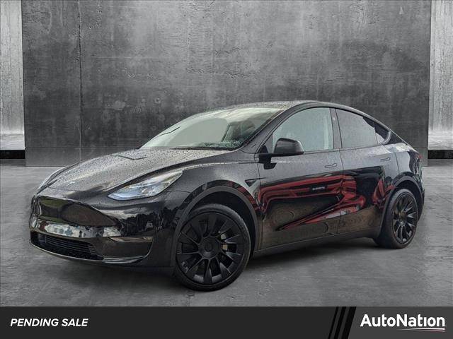2024 Tesla Model Y Long Range — SUV — 10,858 mi — Houston, TX