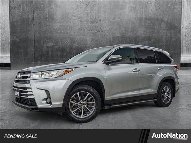 2019 Toyota Highlander XLE — SUV — 52,140 mi — Houston, TX